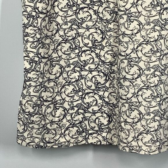 White House Black Market Floral V-Neck Cami Top Black & White Size Medium - Picture 3 of 6
